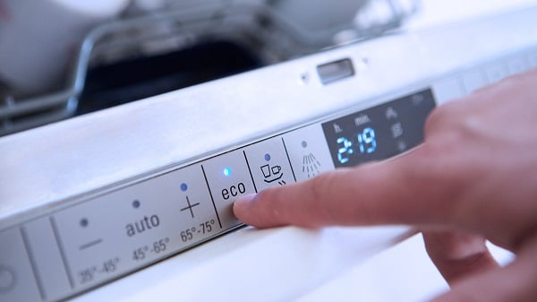 انتخاب برنامه مناسب ماشین ظرفشویی 